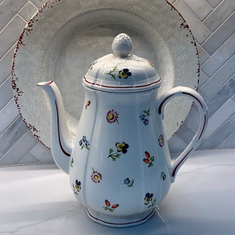 ⭐️HOST PICK⭐️Villeroy & Boch Petite Fleur Coffee Pot - Picture 6 of 13